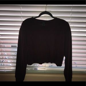 Cropped maroon crew neck